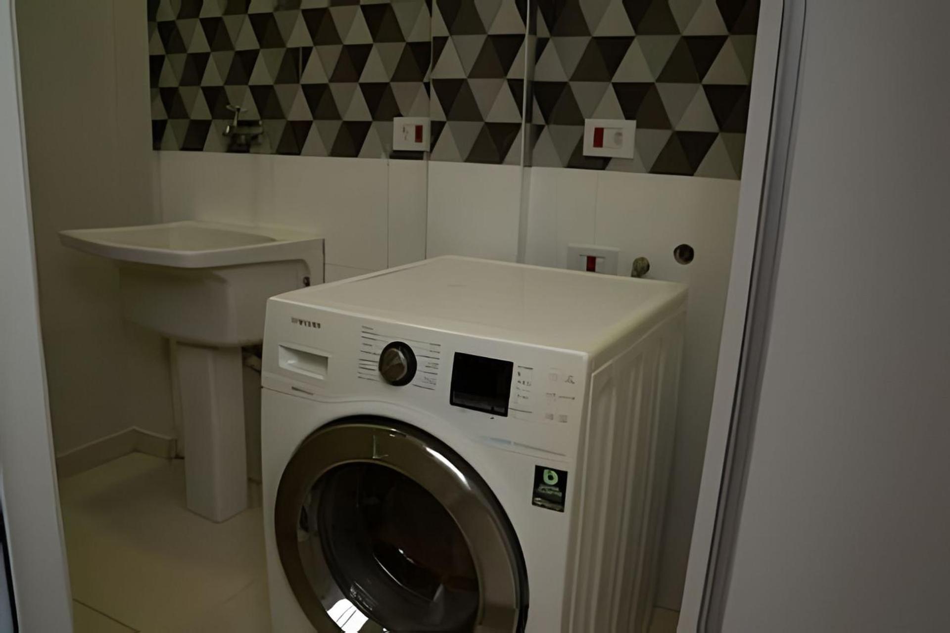 Casa de férias Sobrado Com 1 2 Ar 1km Shopping Jl *