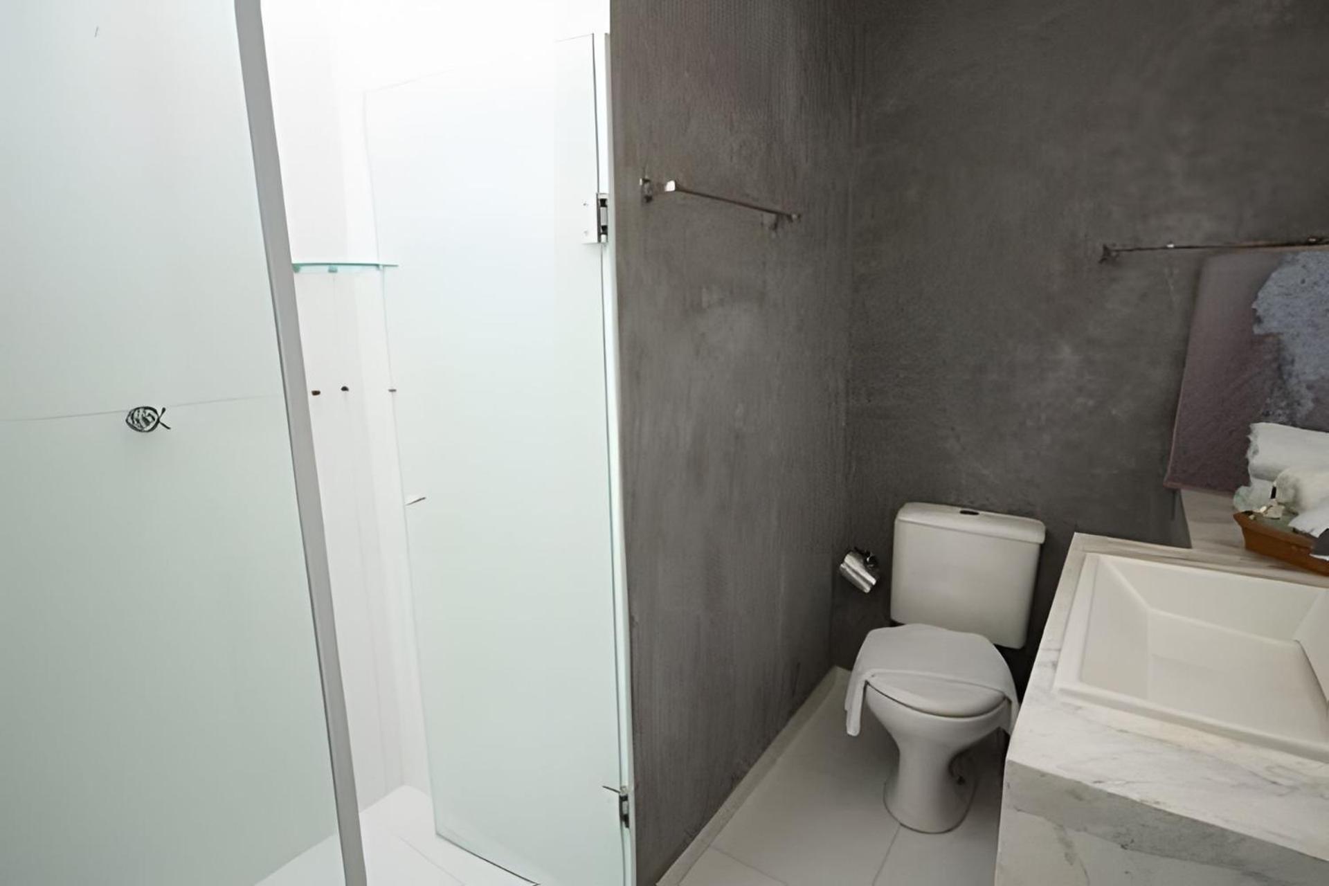 Casa de férias Sobrado Com 1 2 Ar 1km Shopping Jl *