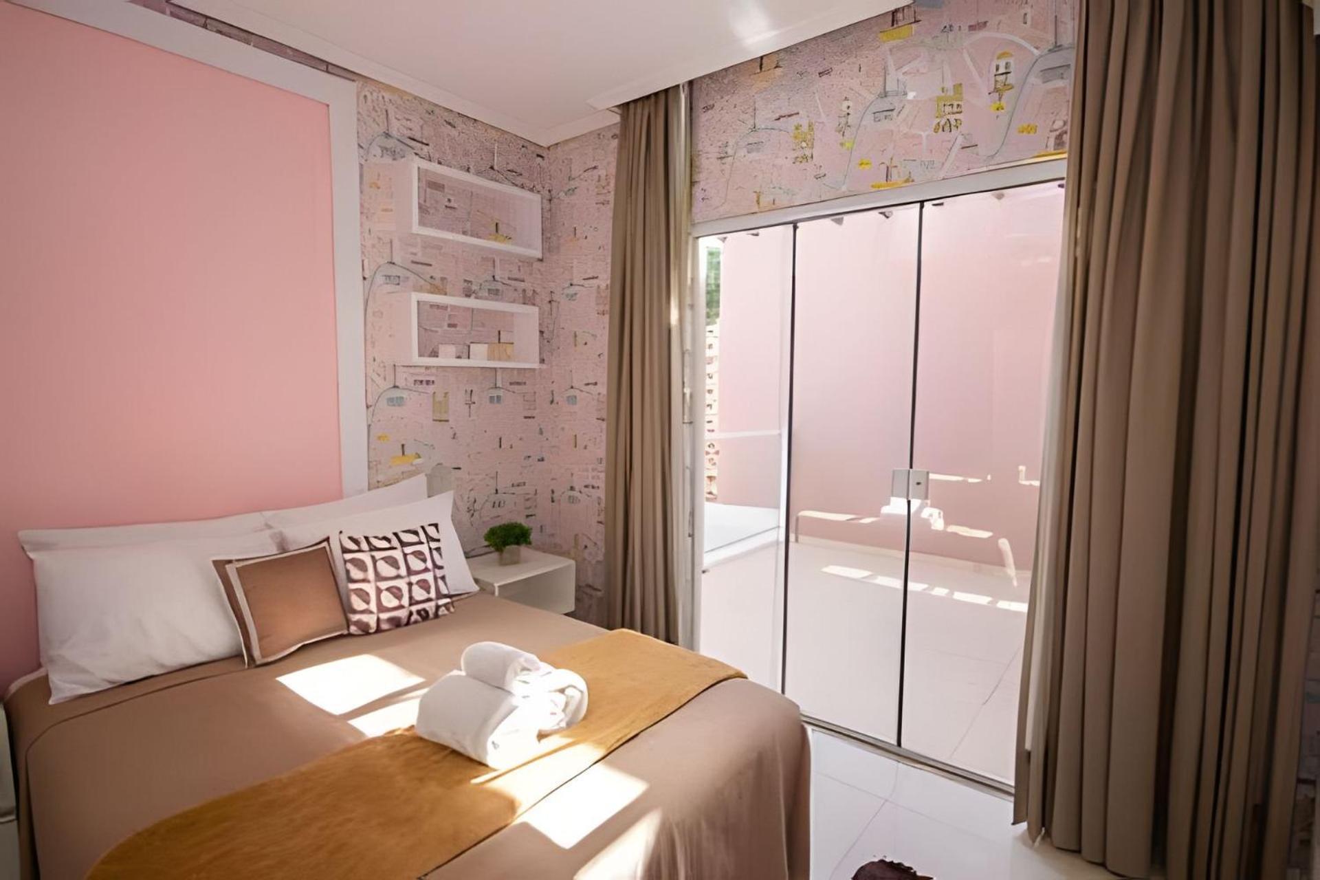 Casa de férias Sobrado Com 1 2 Ar 1km Shopping Jl *